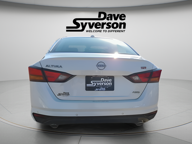 2025 Nissan Altima 2.5 SR