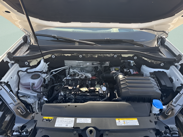 2024 Volkswagen Atlas Cross Sport 2.0T SEL R-Line