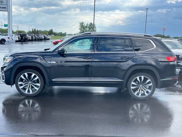 Used 2022 Volkswagen Atlas SEL Premium R-Line with VIN 1V2FR2CA2NC509480 for sale in Albert Lea, Minnesota