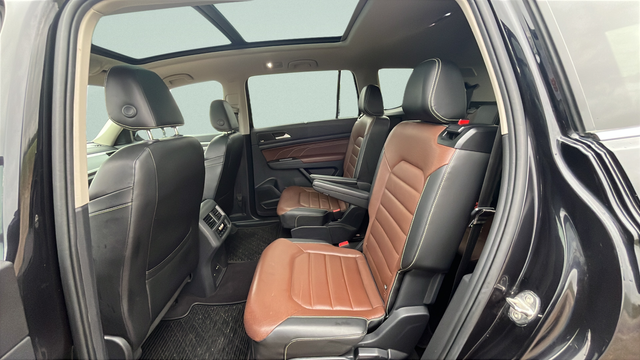 2022 Volkswagen Atlas 3.6L V6 SEL Premium R-Line