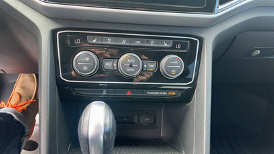 2022 Volkswagen Atlas 3.6L V6 SEL Premium R-Line