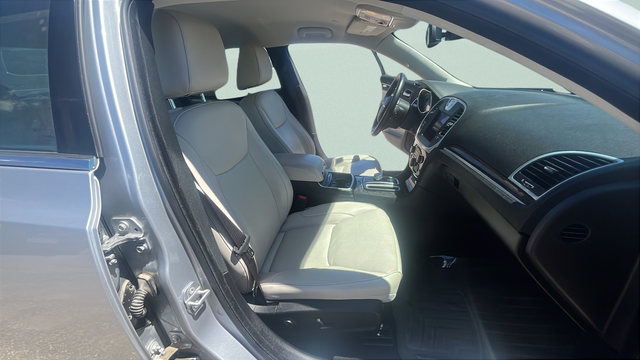 2021 Chrysler 300 Touring