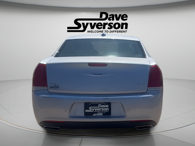 2021 Chrysler 300 Touring