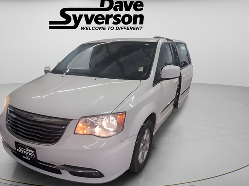 2012 Chrysler Town & Country Touring