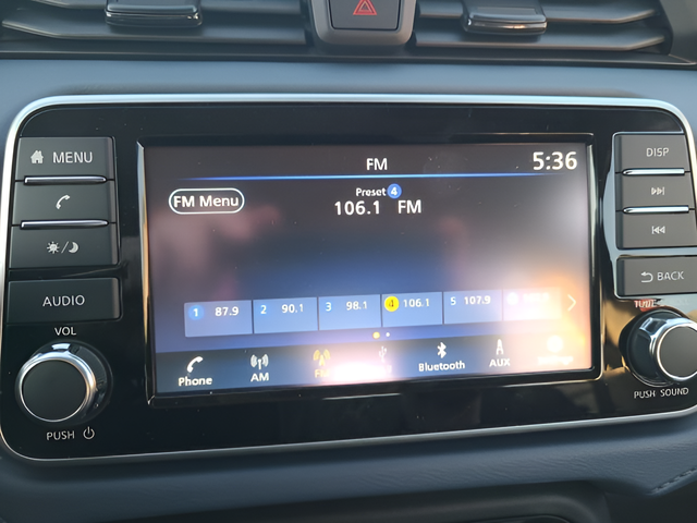 2025 Nissan Versa 1.6 SV