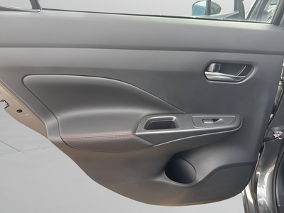 2025 Nissan Versa 1.6 SR