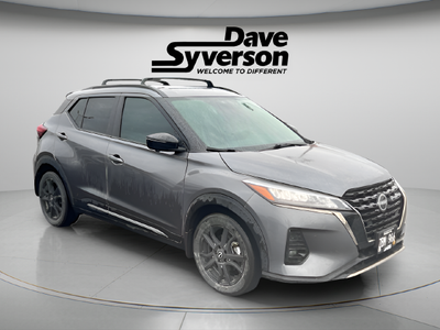 2023 Nissan Kicks SR