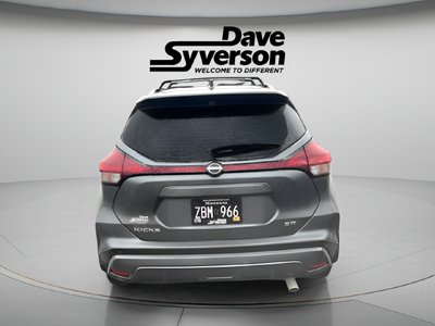 2023 Nissan Kicks SR