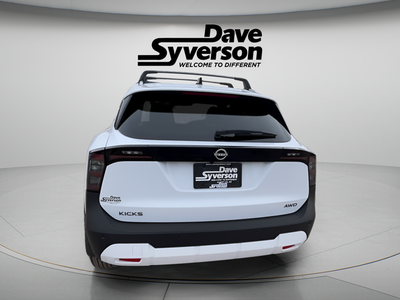 2026 Nissan Kicks SV