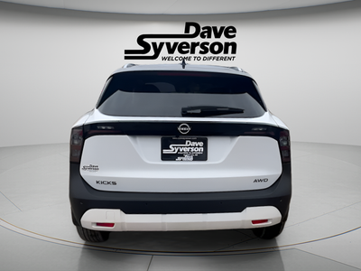 2026 Nissan Kicks SV