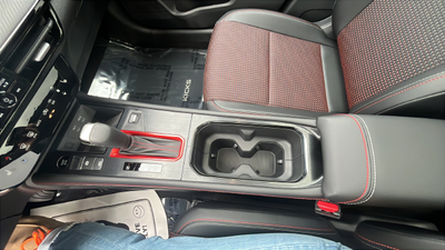 2027 Nissan Kicks SR