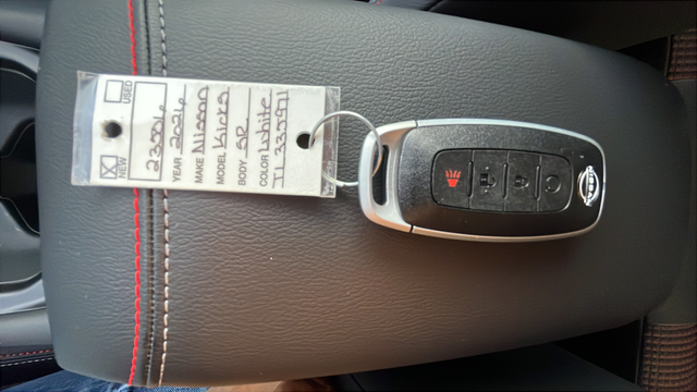 2026 Nissan Kicks SR