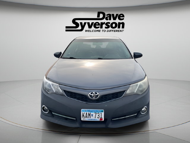 Used 2014 Toyota Camry SE with VIN 4T1BF1FKXEU310562 for sale in Albert Lea, MN