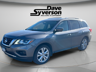 2018 Nissan Pathfinder SL