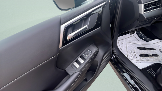 2026 Nissan Rogue Hybrid SL