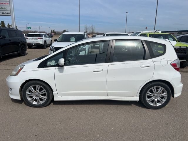 Used 2009 Honda Fit Sport with VIN JHMGE88429S060383 for sale in Albert Lea, Minnesota