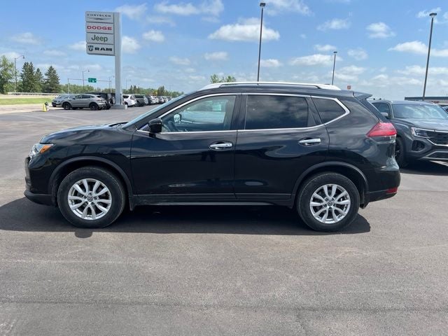 Used 2020 Nissan Rogue SV with VIN KNMAT2MV1LP537260 for sale in Albert Lea, Minnesota
